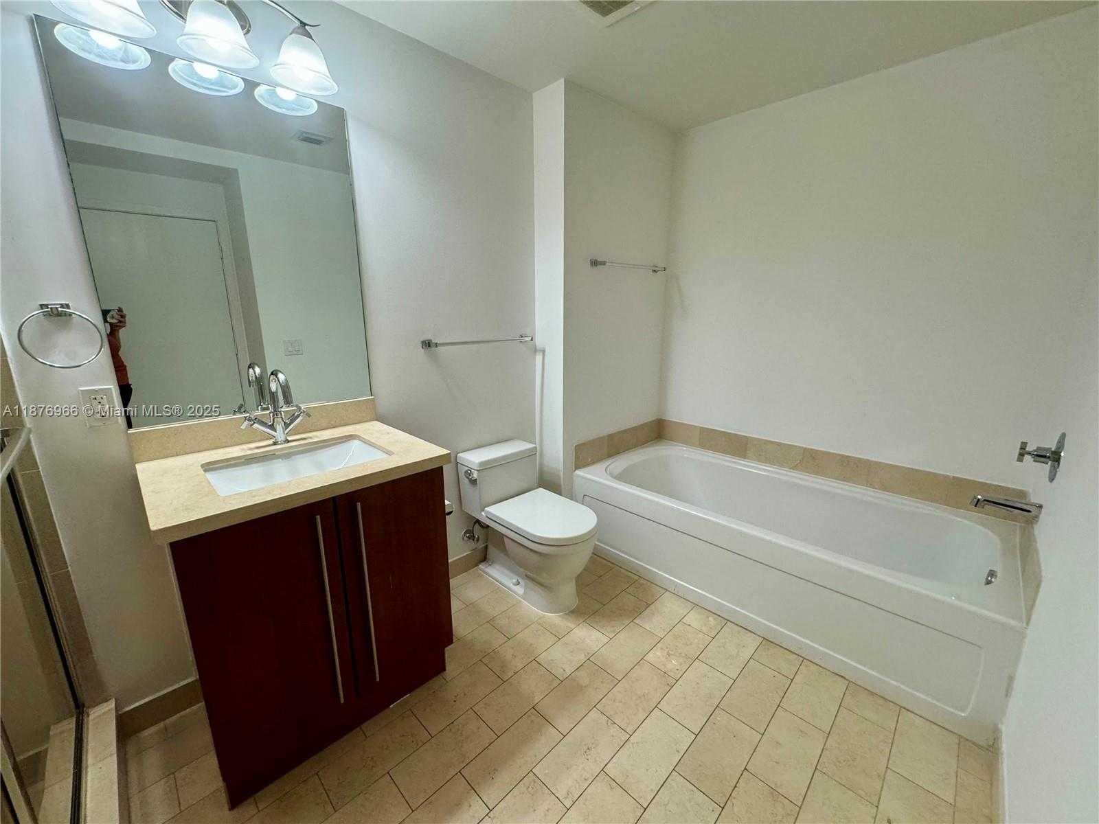 Small Image of 1111 SOUTH WEST 1ST AVE #3115, Miami Number 9
