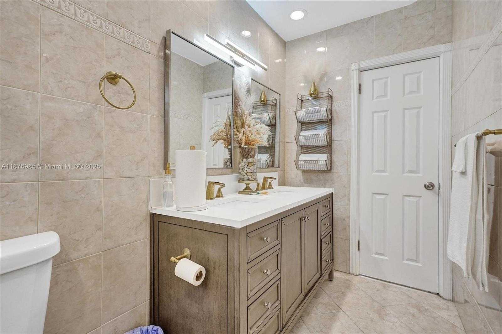 Small Image of 19625 NORTH WEST NW 6TH PL, Miami Gardens Number 22