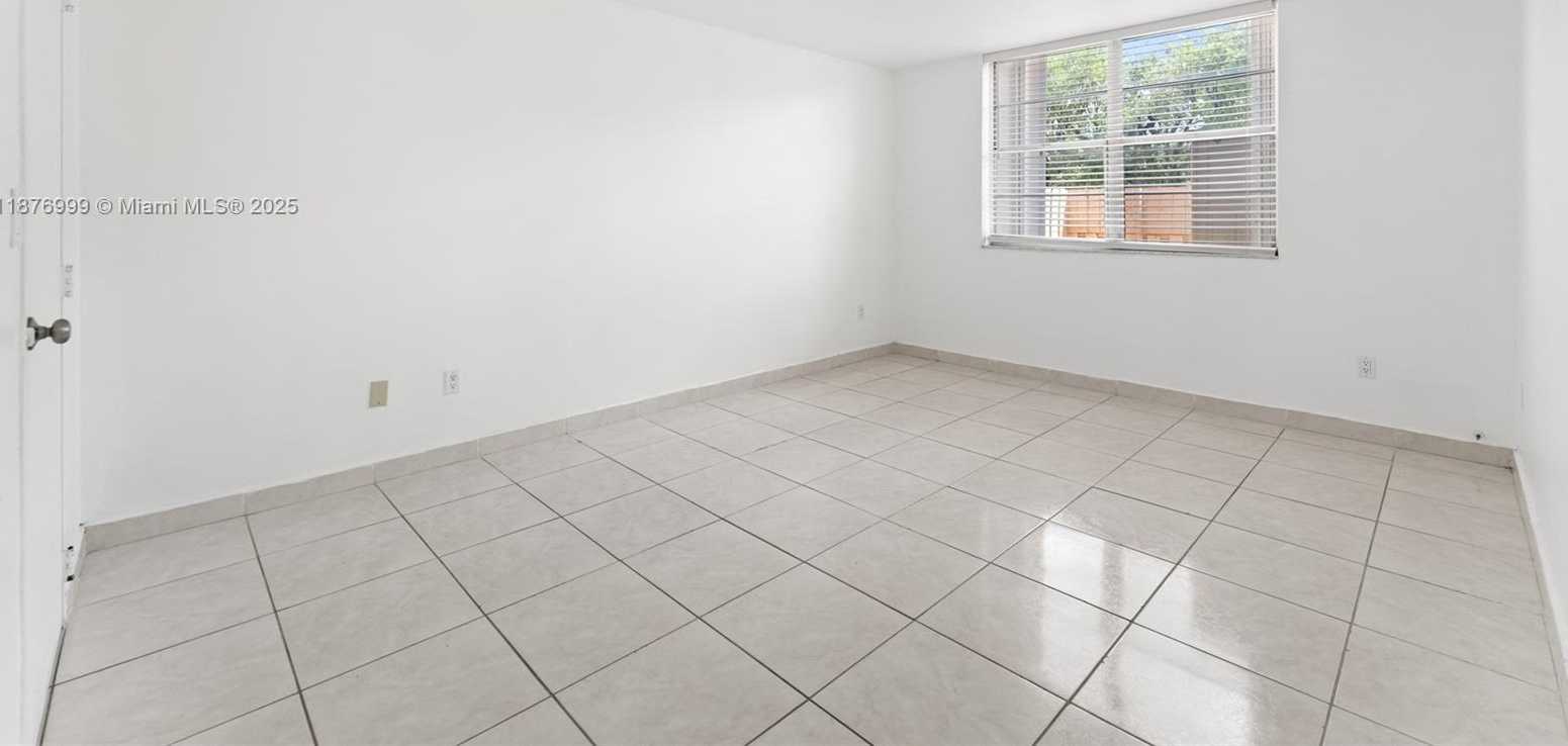Small Image of 4300 NORTH WEST 79TH AVE #1E, Doral Number 16