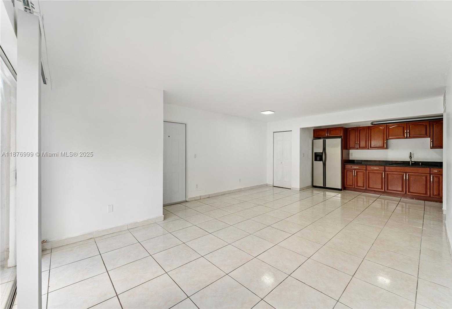 Small Image of 4300 NORTH WEST 79TH AVE #1E, Doral Number 3