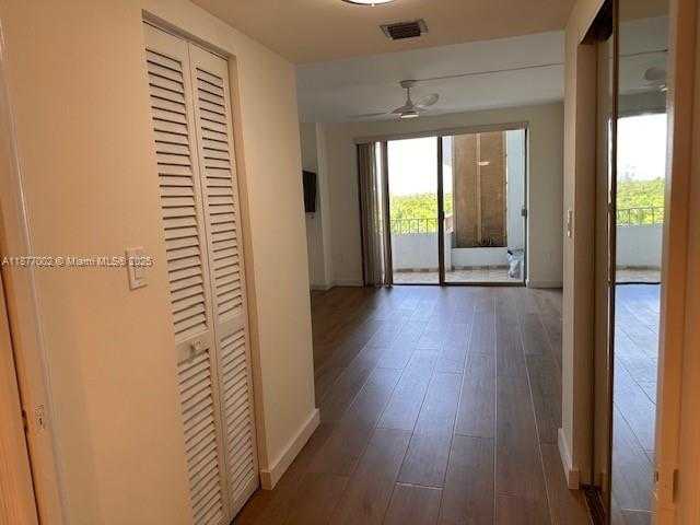 Small Image of 155 OCEAN LANE DR #706, Key Biscayne Number 8