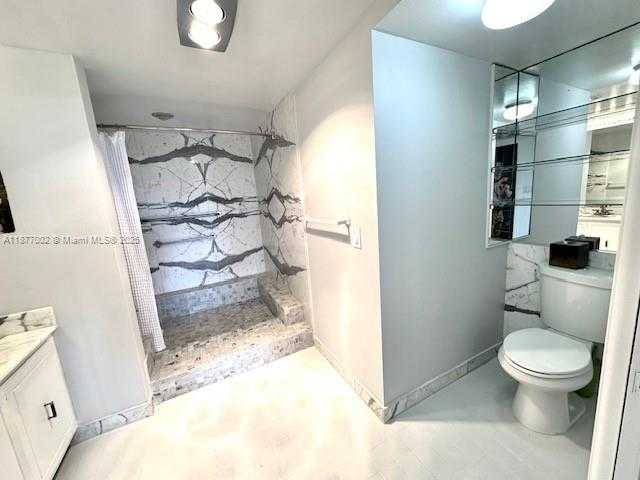 Small Image of 155 OCEAN LANE DR #706, Key Biscayne Number 9