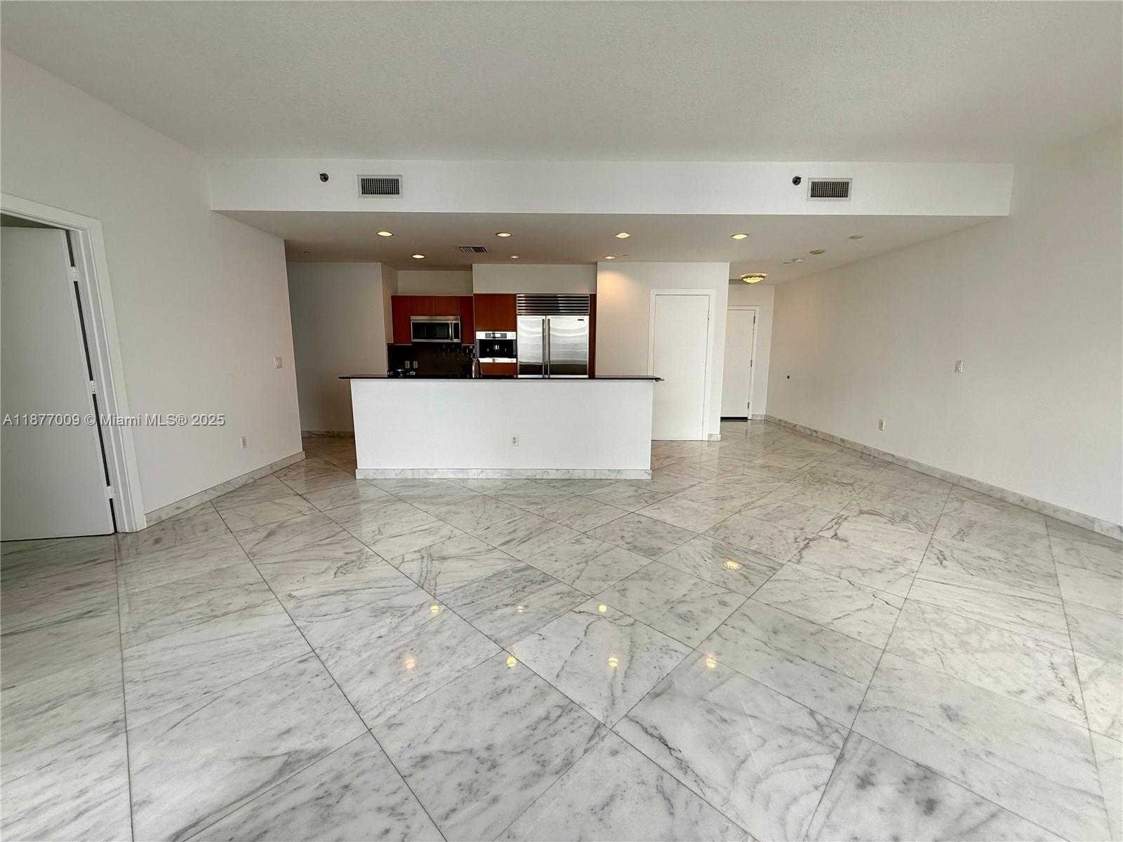 Small Image of 1060 BRICKELL AVE #4305, Miami Number 8