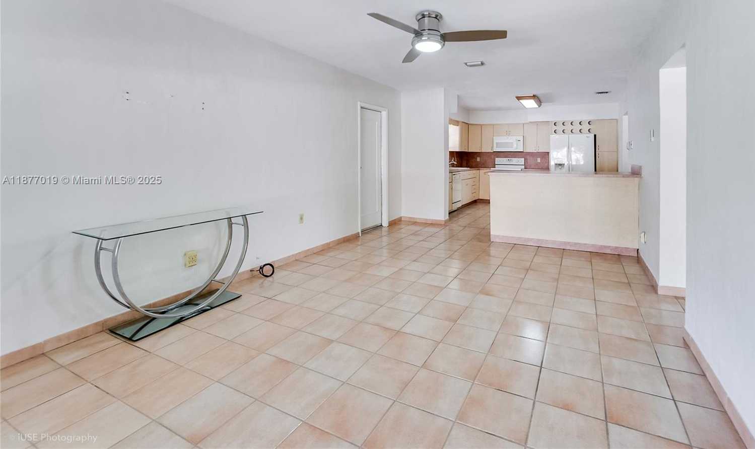 Small Image of 1321 WEST 2ND AVE #1321, Hialeah Number 8