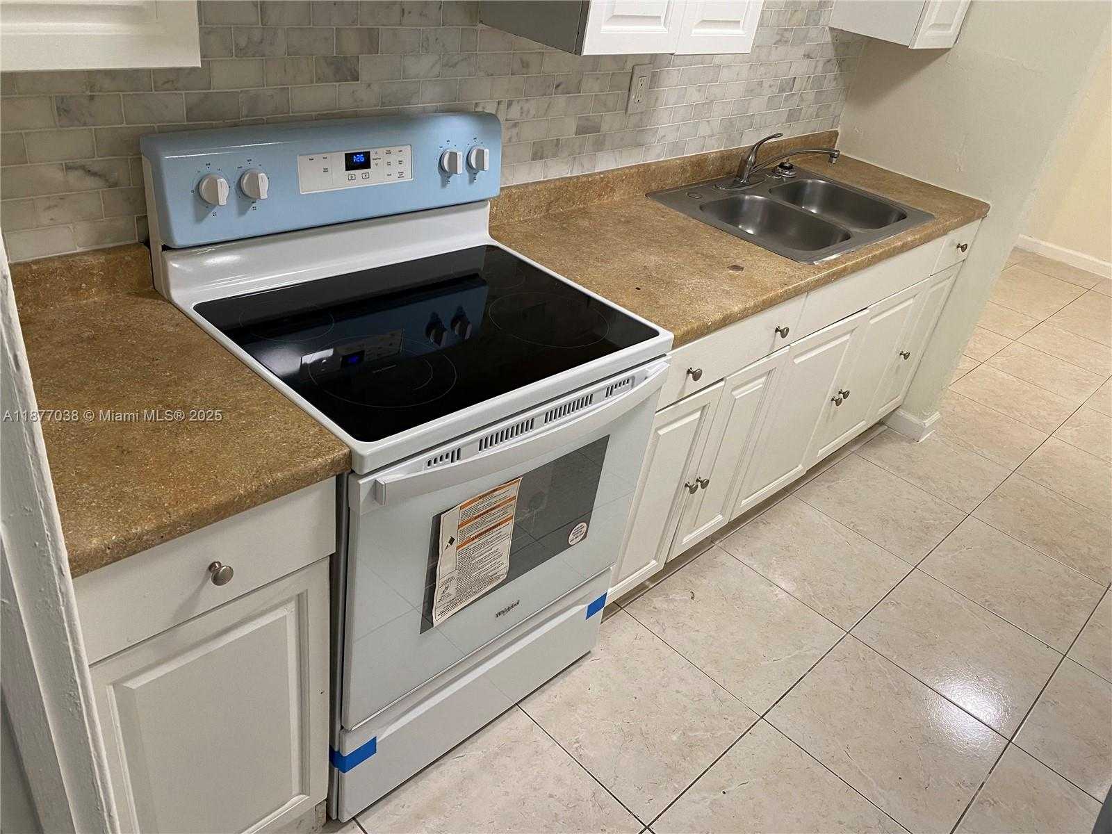 Small Image of 1450 NORTH WEST 31ST WAY, Lauderhill Number 3