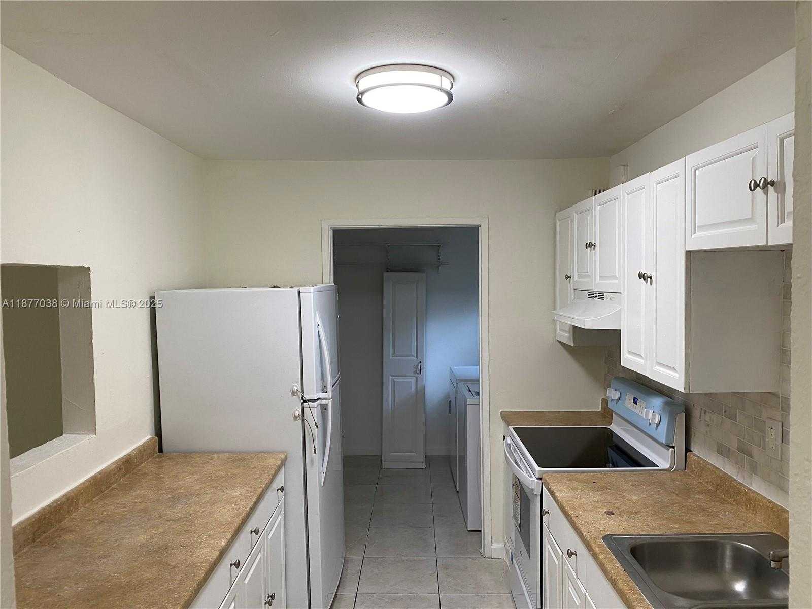Small Image of 1450 NORTH WEST 31ST WAY, Lauderhill Number 4