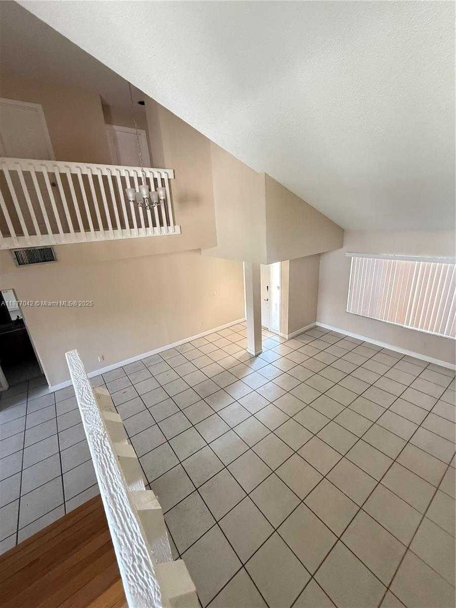 Small Image of 5224 GATE LAKE RD #5224, Tamarac Number 11
