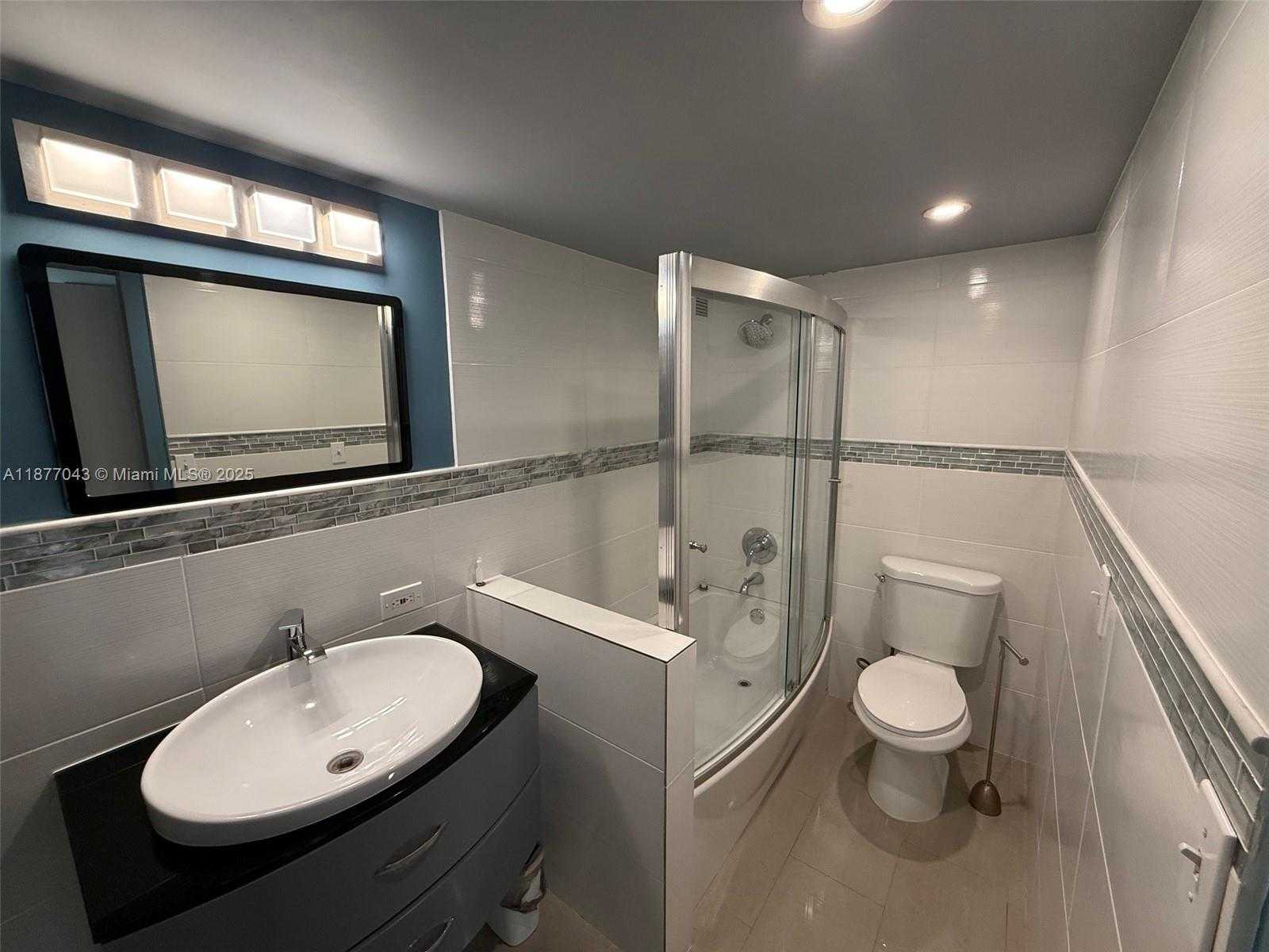 Small Image of 16909 NORTH BAY RD #712, Sunny Isles Beach Number 47
