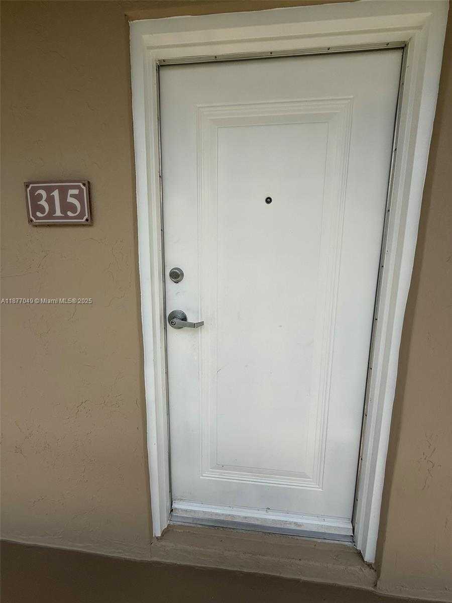 Small Image of 8101 CAMINO REAL #C315, Miami Number 2
