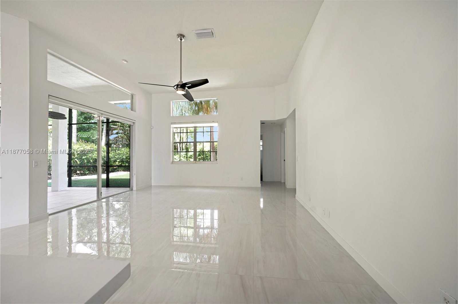 Small Image of 2527 JARDIN DR, Weston Number 14