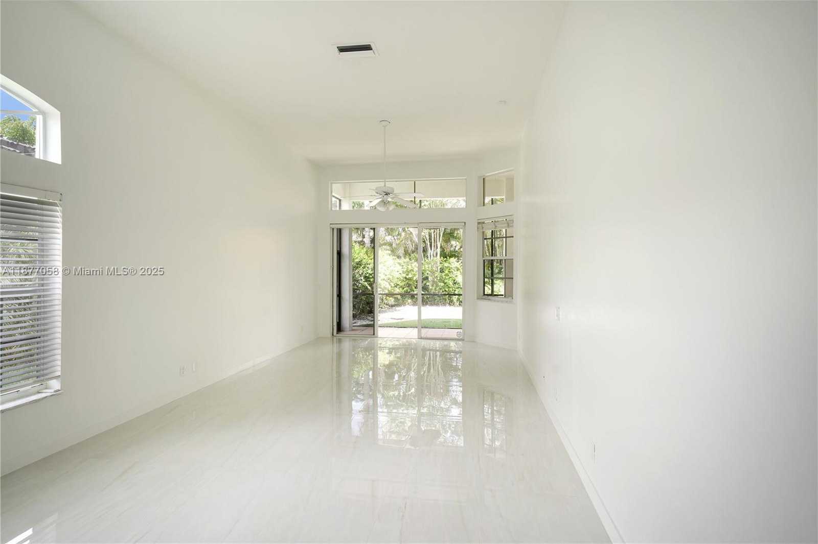 Small Image of 2527 JARDIN DR, Weston Number 18