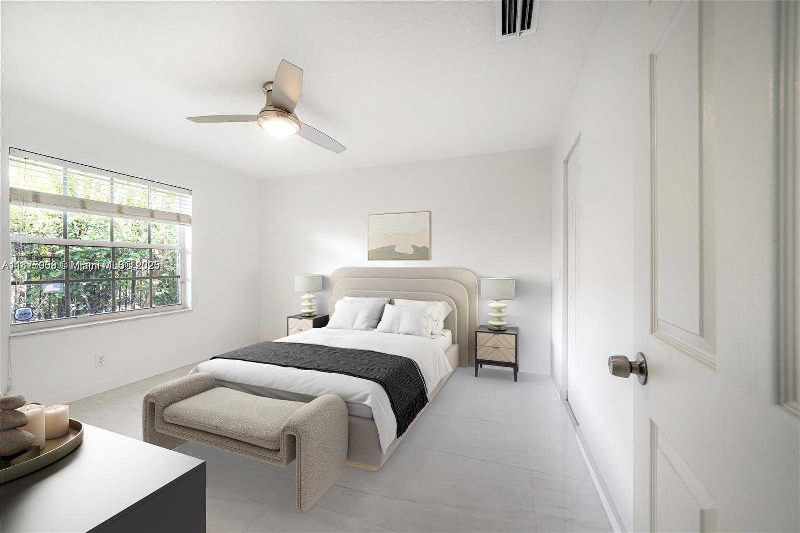 Small Image of 2527 JARDIN DR, Weston Number 24