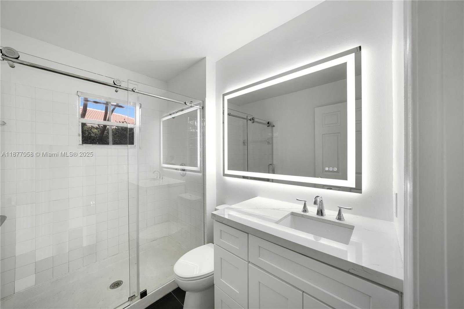 Small Image of 2527 JARDIN DR, Weston Number 36