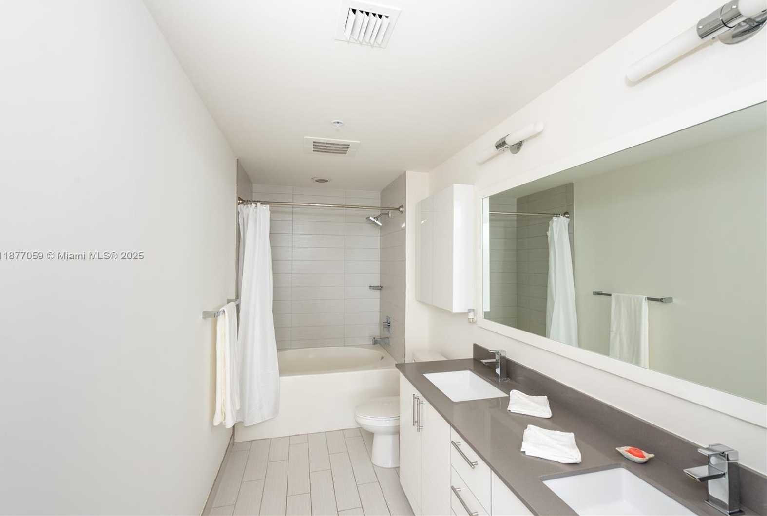 Small Image of 999 SOUTH WEST 1ST AVE #3114, Miami Number 14