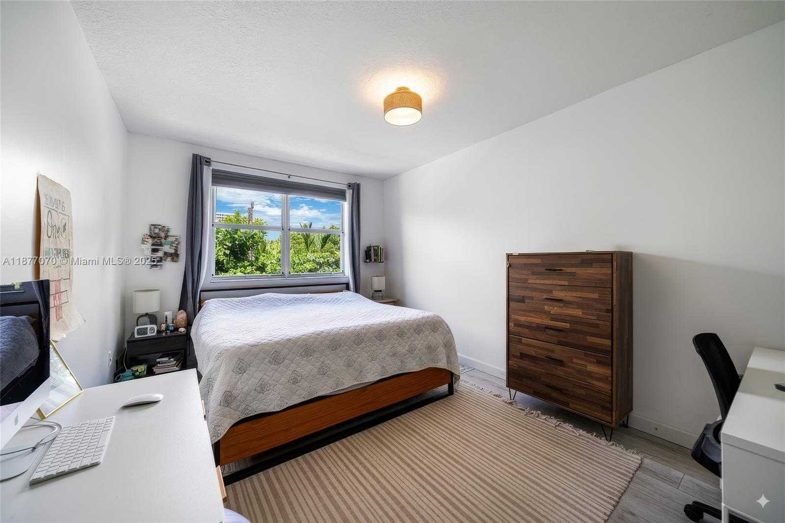 Small Image of 1824 BRICKELL AVE #2C, Miami Number 13