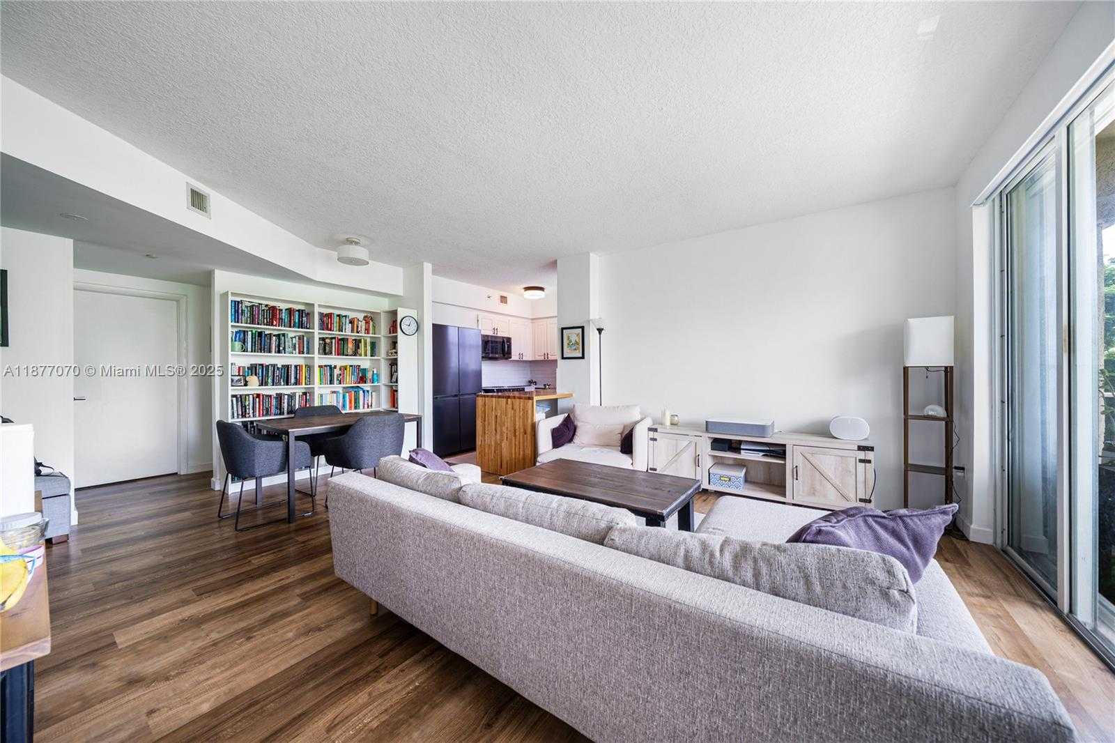 Small Image of 1824 BRICKELL AVE #2C, Miami Number 3