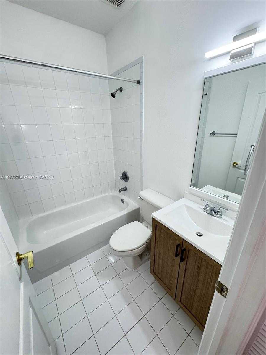 Small Image of 10170 SOUTH WEST 88TH ST #305, Miami Number 11