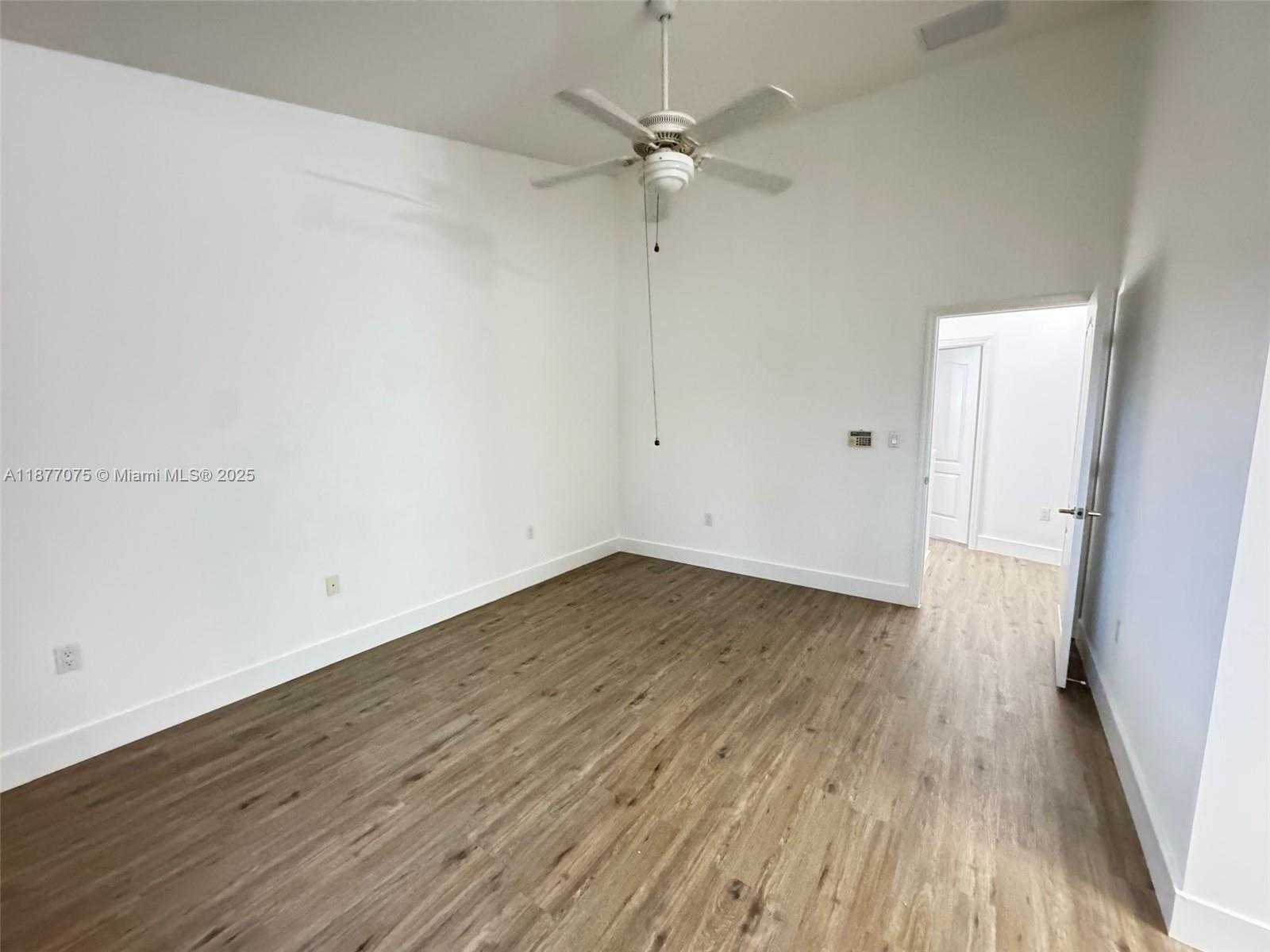 Small Image of 10170 SOUTH WEST 88TH ST #305, Miami Number 14
