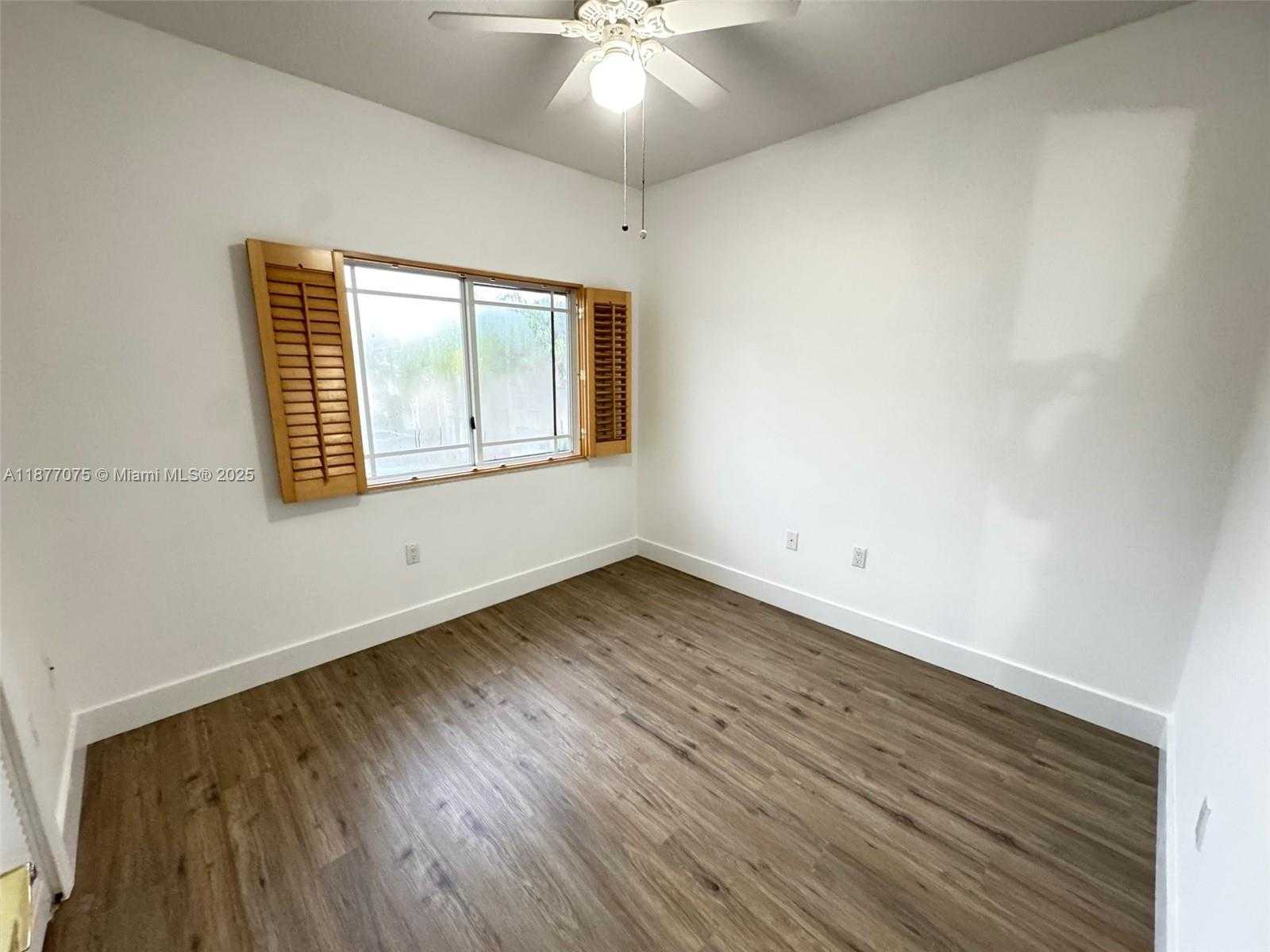 Small Image of 10170 SOUTH WEST 88TH ST #305, Miami Number 15