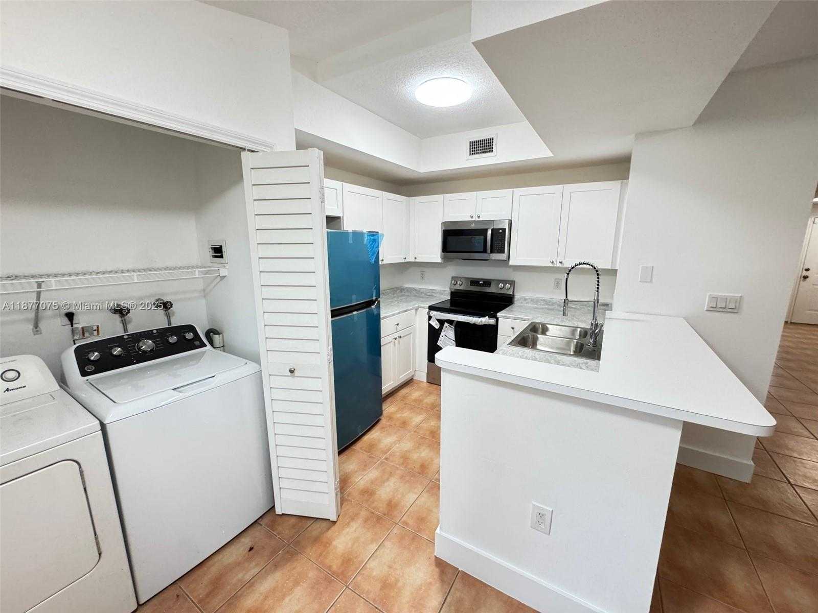 Small Image of 10170 SOUTH WEST 88TH ST #305, Miami Number 6