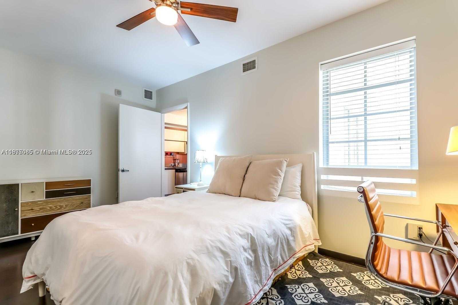 Small Image of 435 21ST ST #214, Miami Beach Number 18
