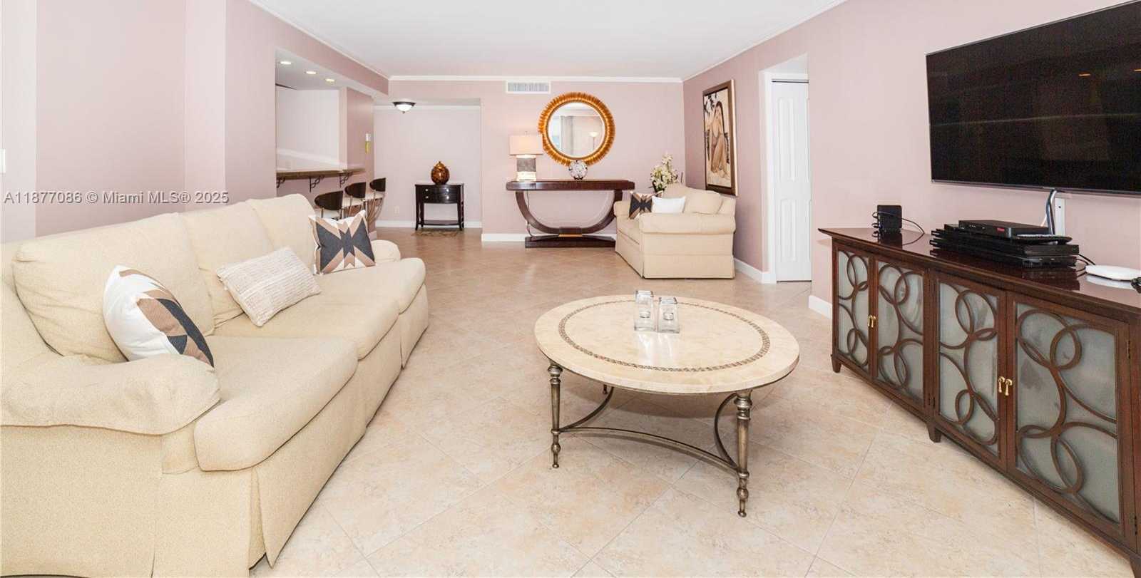 Small Image of 1904 SOUTH OCEAN DR #604, Hallandale Beach Number 4