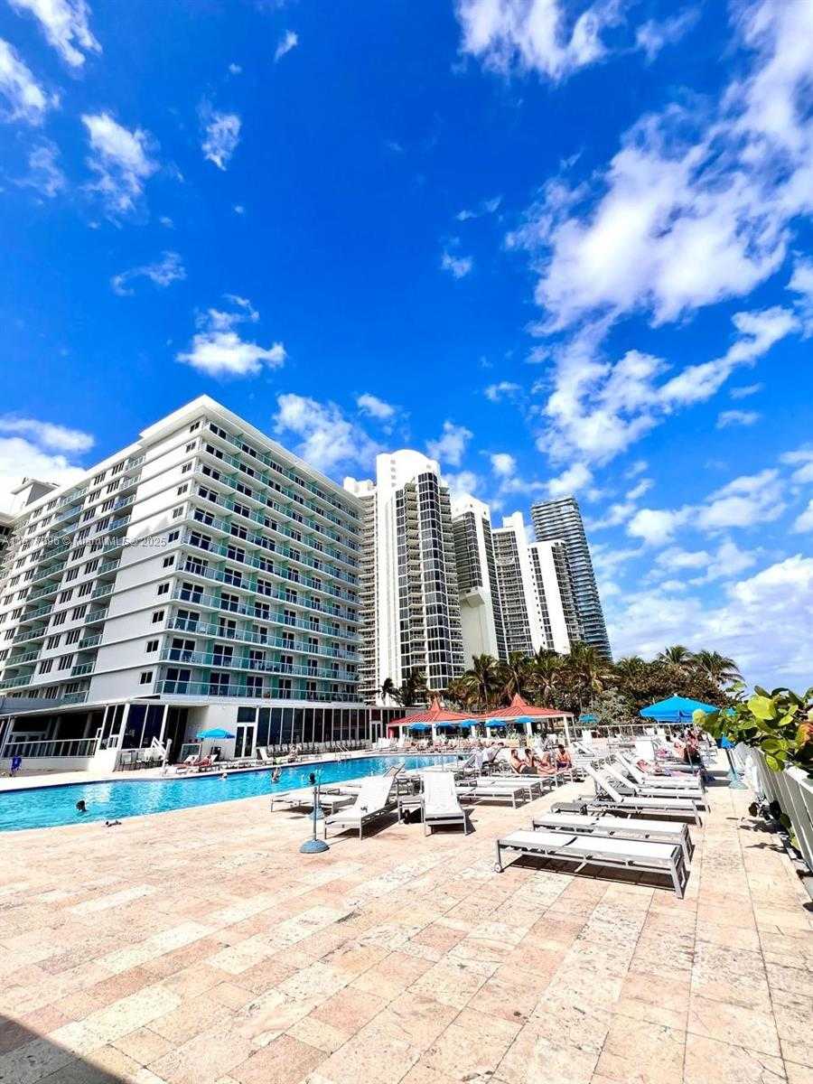 Small Image of 19201 COLLINS AVE #1036, Sunny Isles Beach Number 12