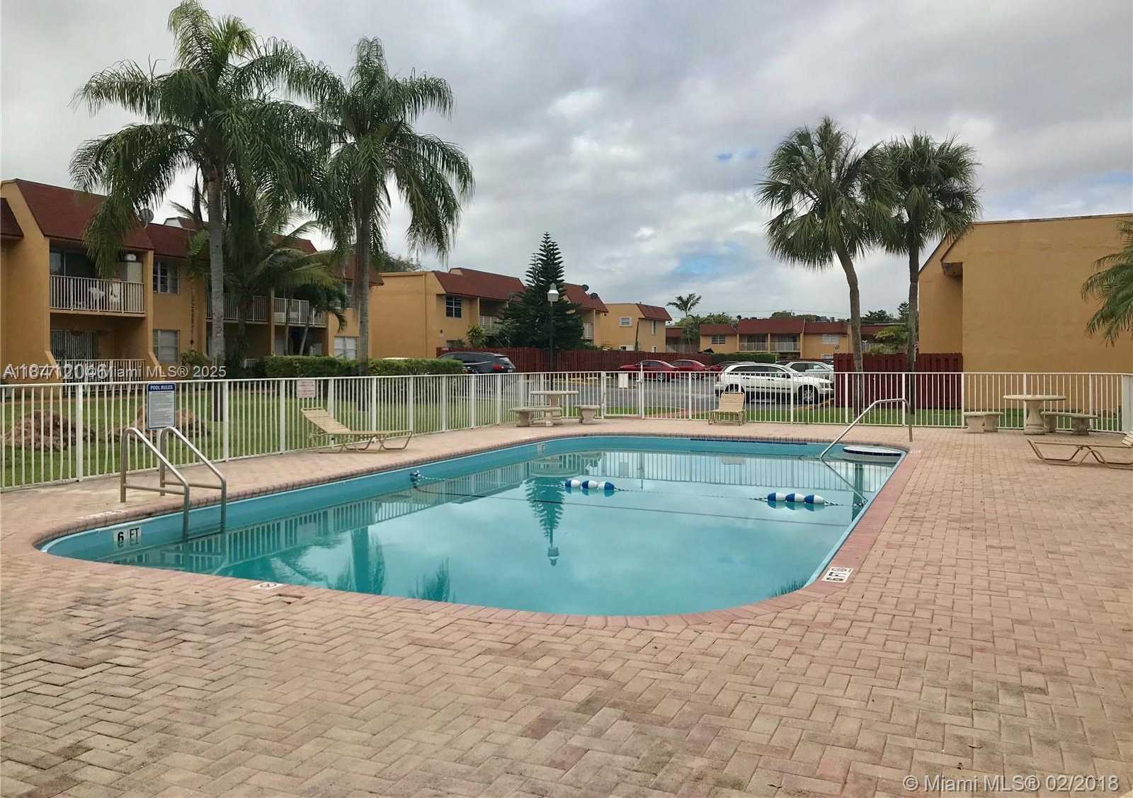 Small Image of 9974 SOUTH WEST 88TH ST #1021, Miami Number 3