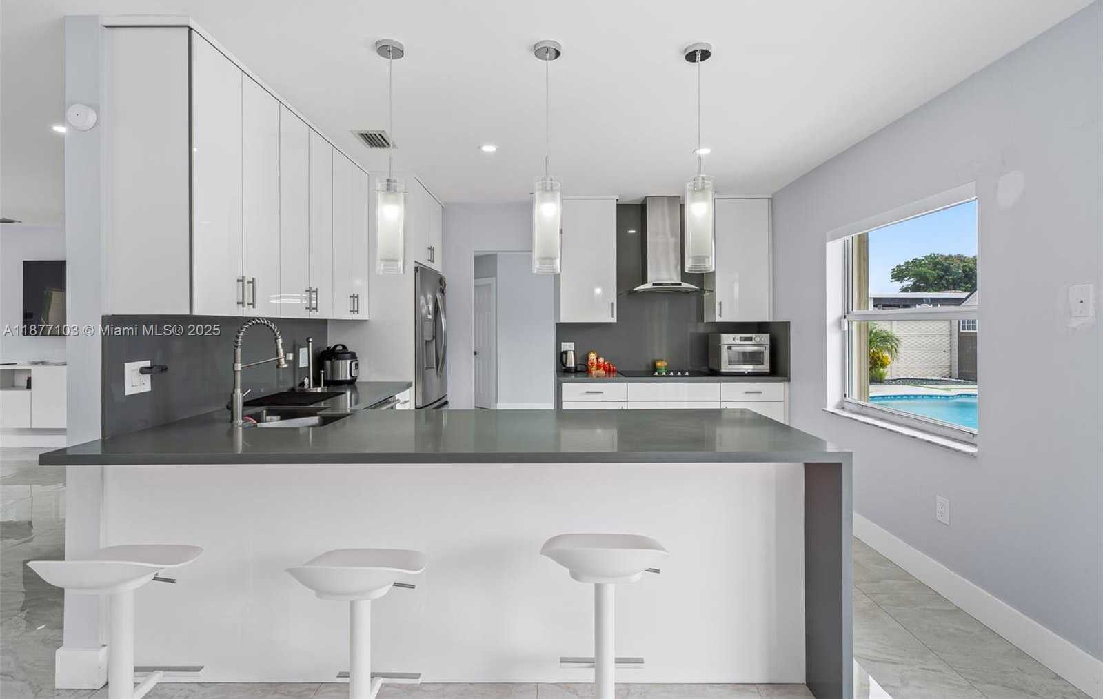 Small Image of 11380 SOUTH WEST 180TH ST #., Miami Number 14