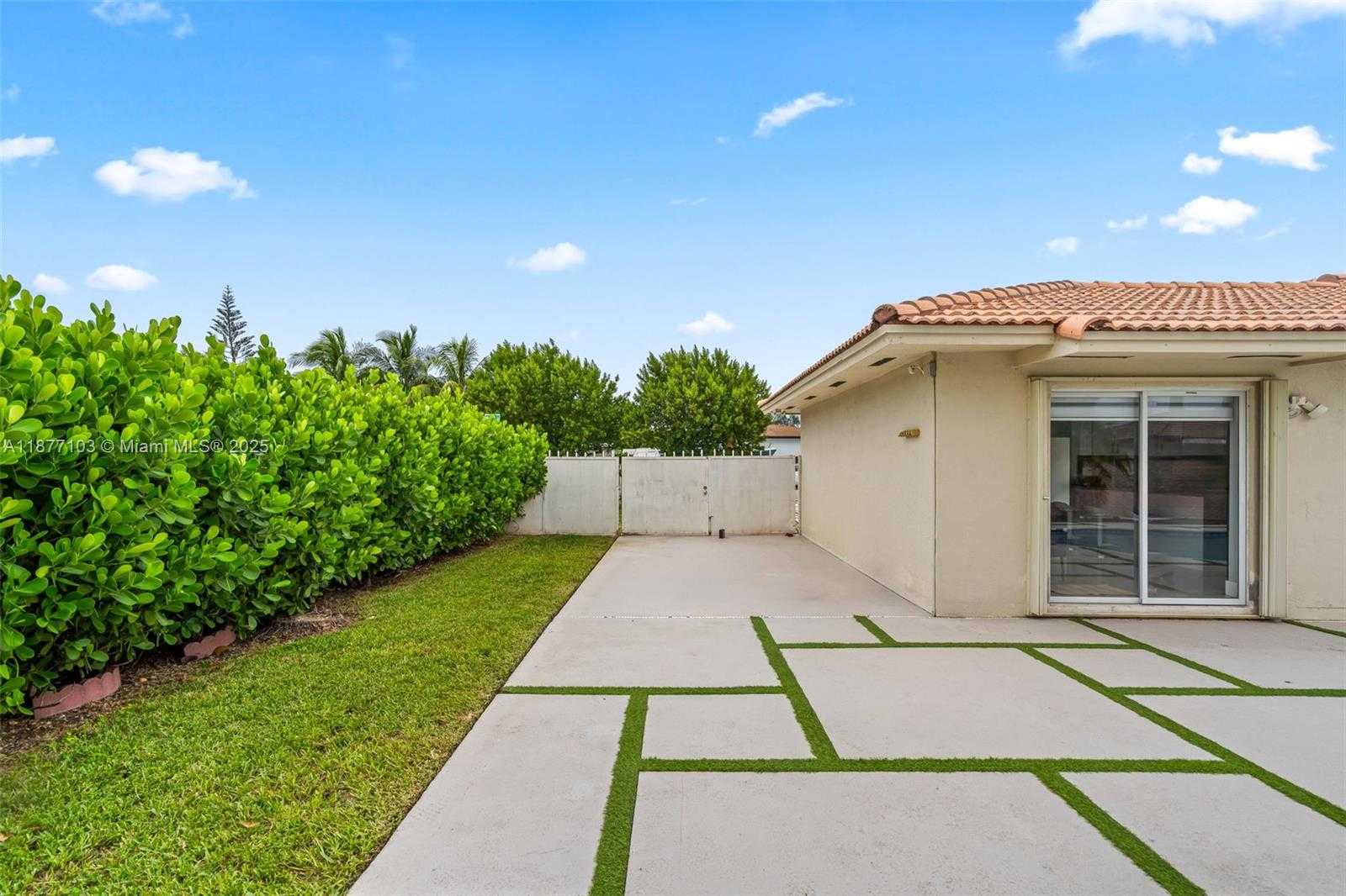 Small Image of 11380 SOUTH WEST 180TH ST #., Miami Number 34