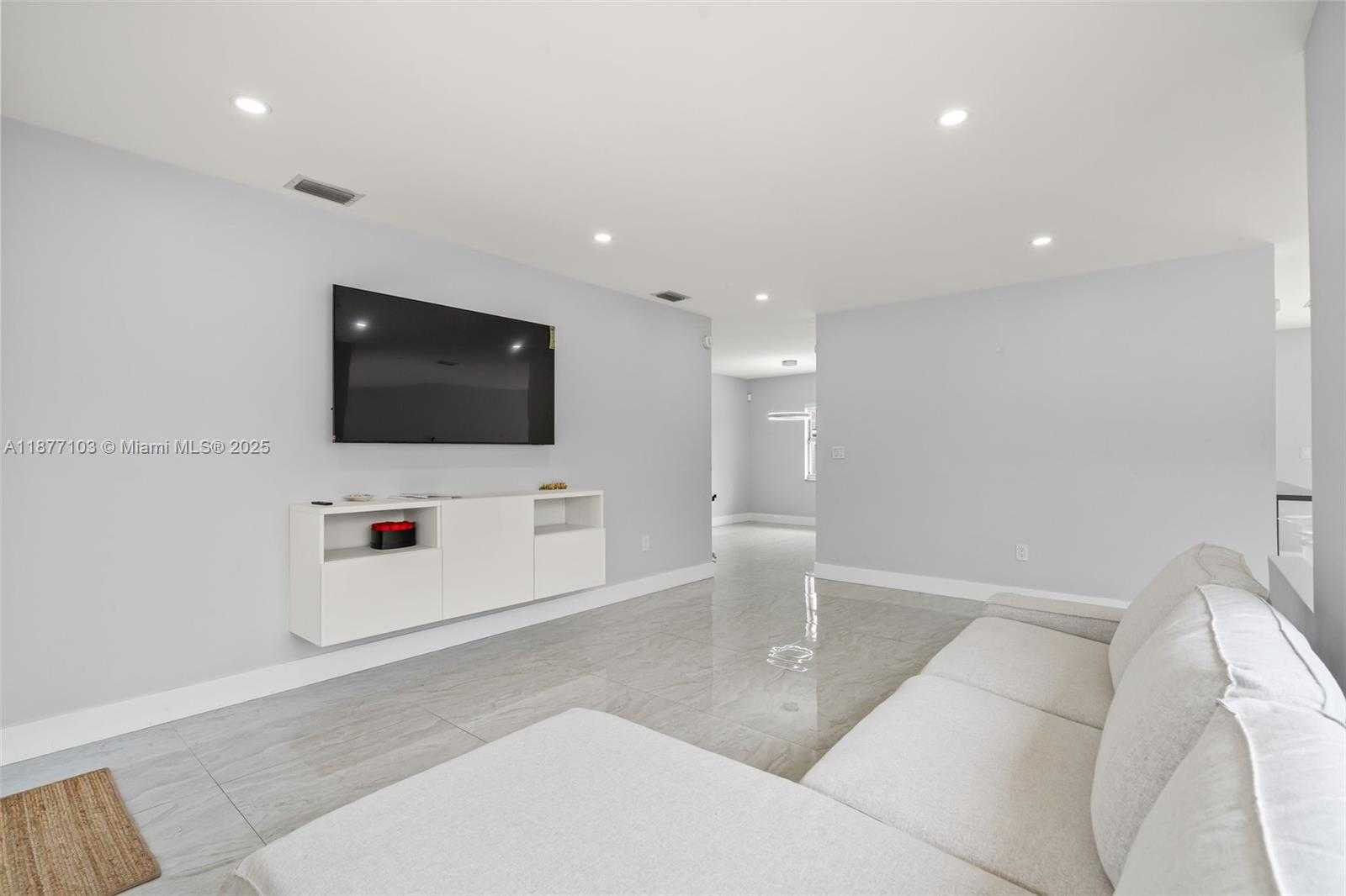 Small Image of 11380 SOUTH WEST 180TH ST #., Miami Number 8