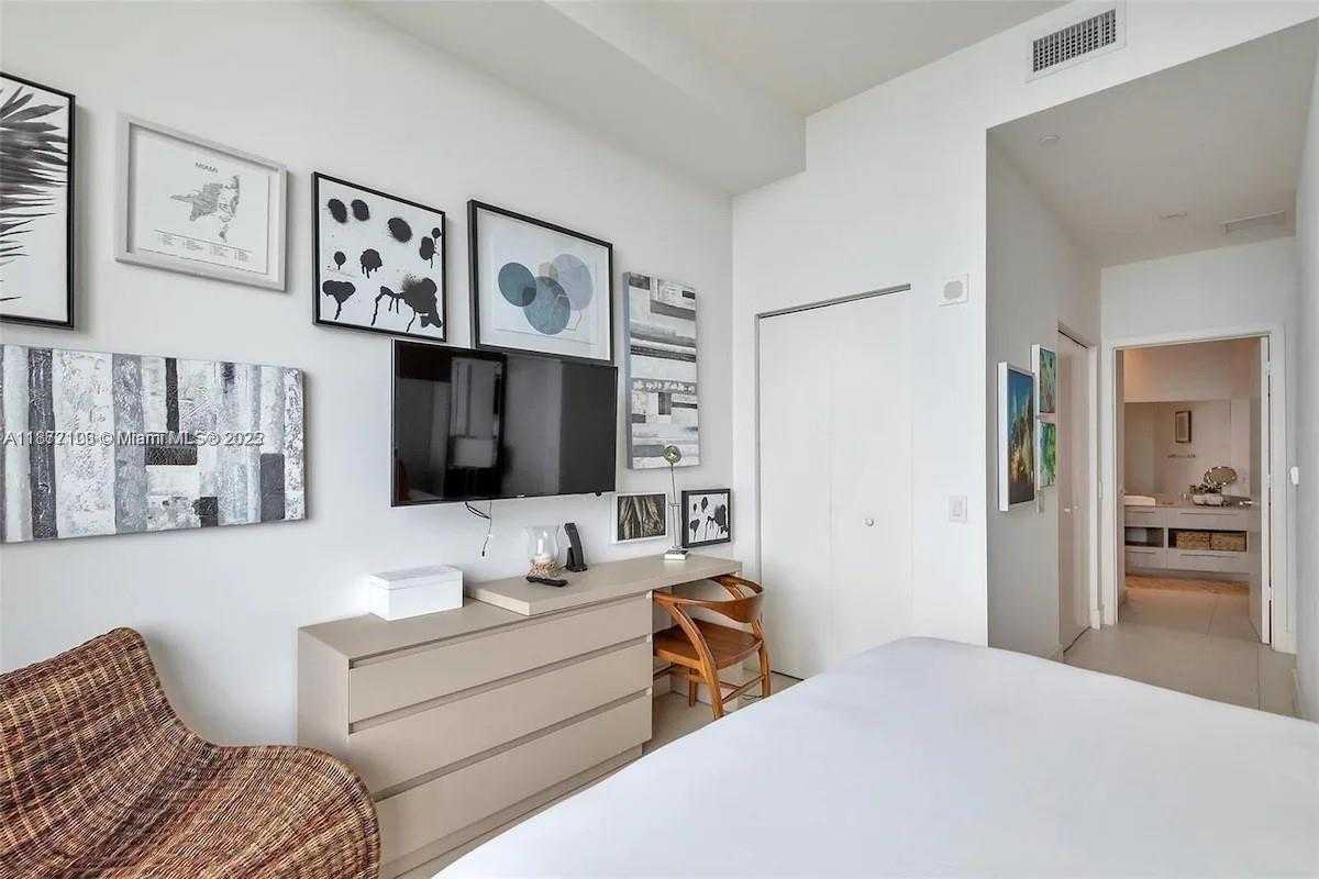 Small Image of 4111 SOUTH OCEAN DR #PH4106, Hollywood Number 16