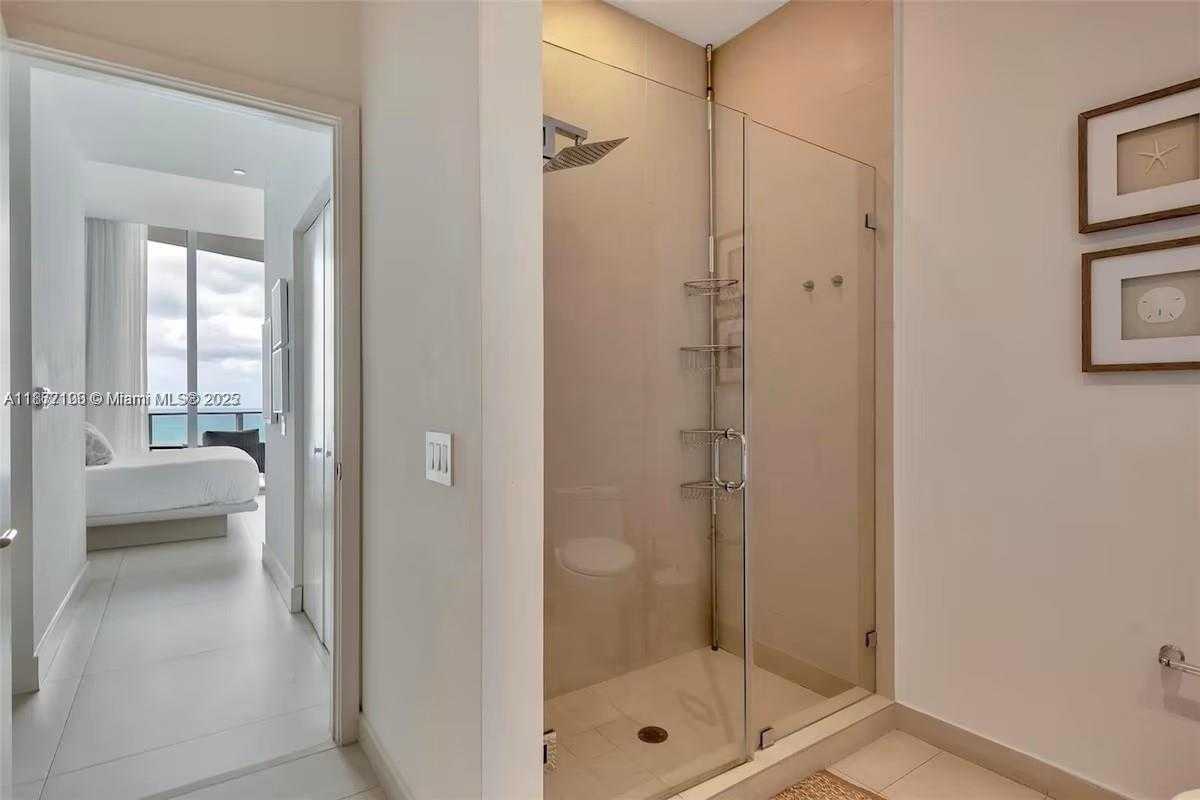 Small Image of 4111 SOUTH OCEAN DR #PH4106, Hollywood Number 6