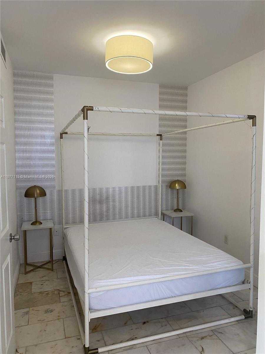 Small Image of 1526 PENNSYLVANIA AVE #2, Miami Beach Number 7