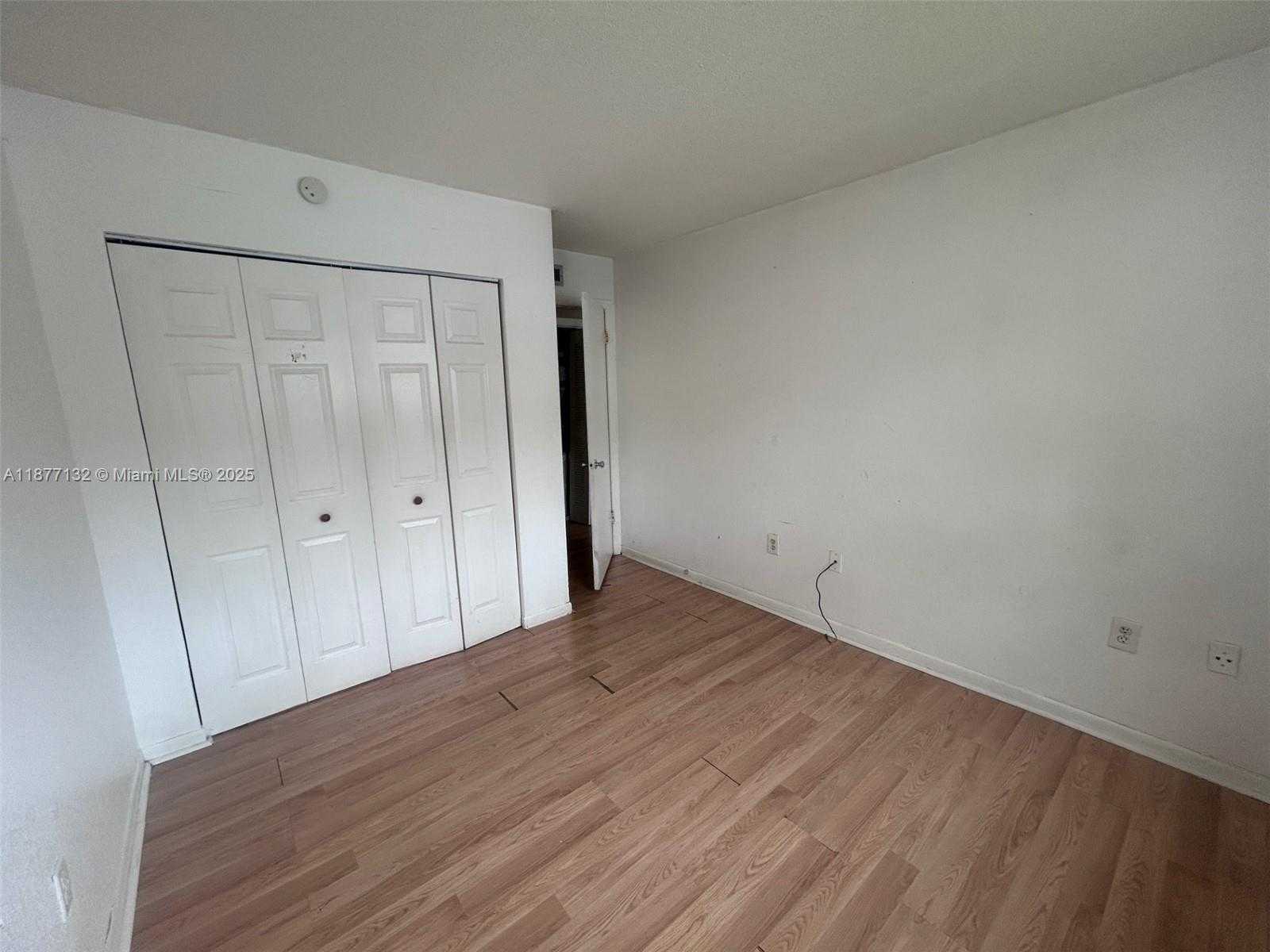 Small Image of 7427 SOUTH WEST 152ND AVE #12-208, Miami Number 4