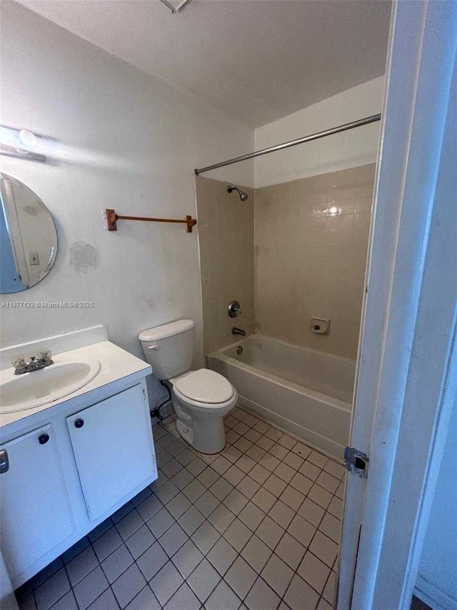 Small Image of 7427 SOUTH WEST 152ND AVE #12-208, Miami Number 8