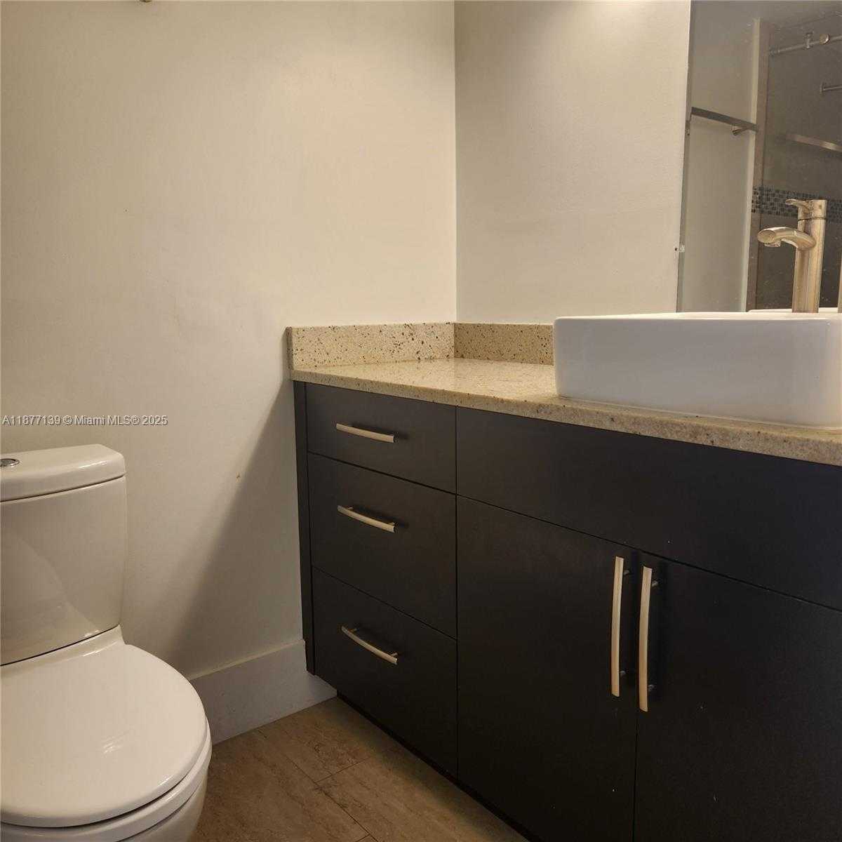 Small Image of 16565 NORTH EAST 26TH AVE #3F, North Miami Beach Number 21