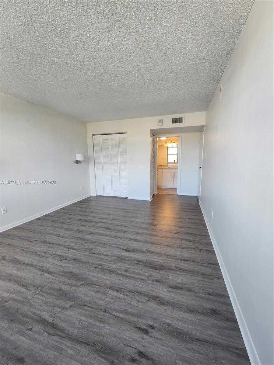Small Image of 16565 NORTH EAST 26TH AVE #3F, North Miami Beach Number 27