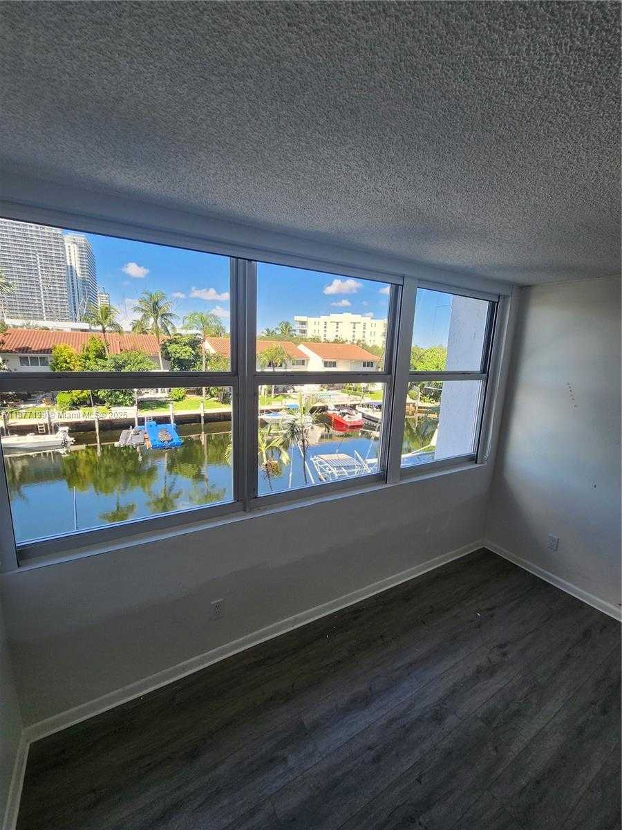 Small Image of 16565 NORTH EAST 26TH AVE #3F, North Miami Beach Number 31