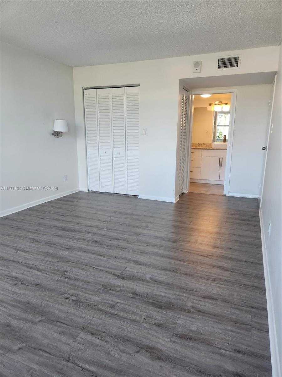 Small Image of 16565 NORTH EAST 26TH AVE #3F, North Miami Beach Number 33