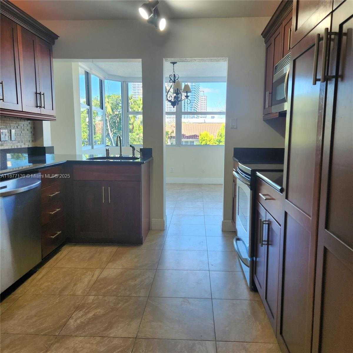 Small Image of 16565 NORTH EAST 26TH AVE #3F, North Miami Beach Number 7