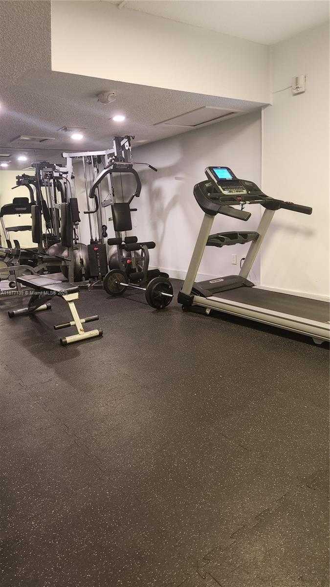 Small Image of 16565 NORTH EAST 26TH AVE #3F, North Miami Beach Number 88