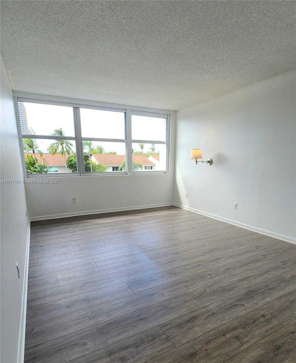 Small Image of 16565 NORTH EAST 26TH AVE #3F, North Miami Beach Number 92