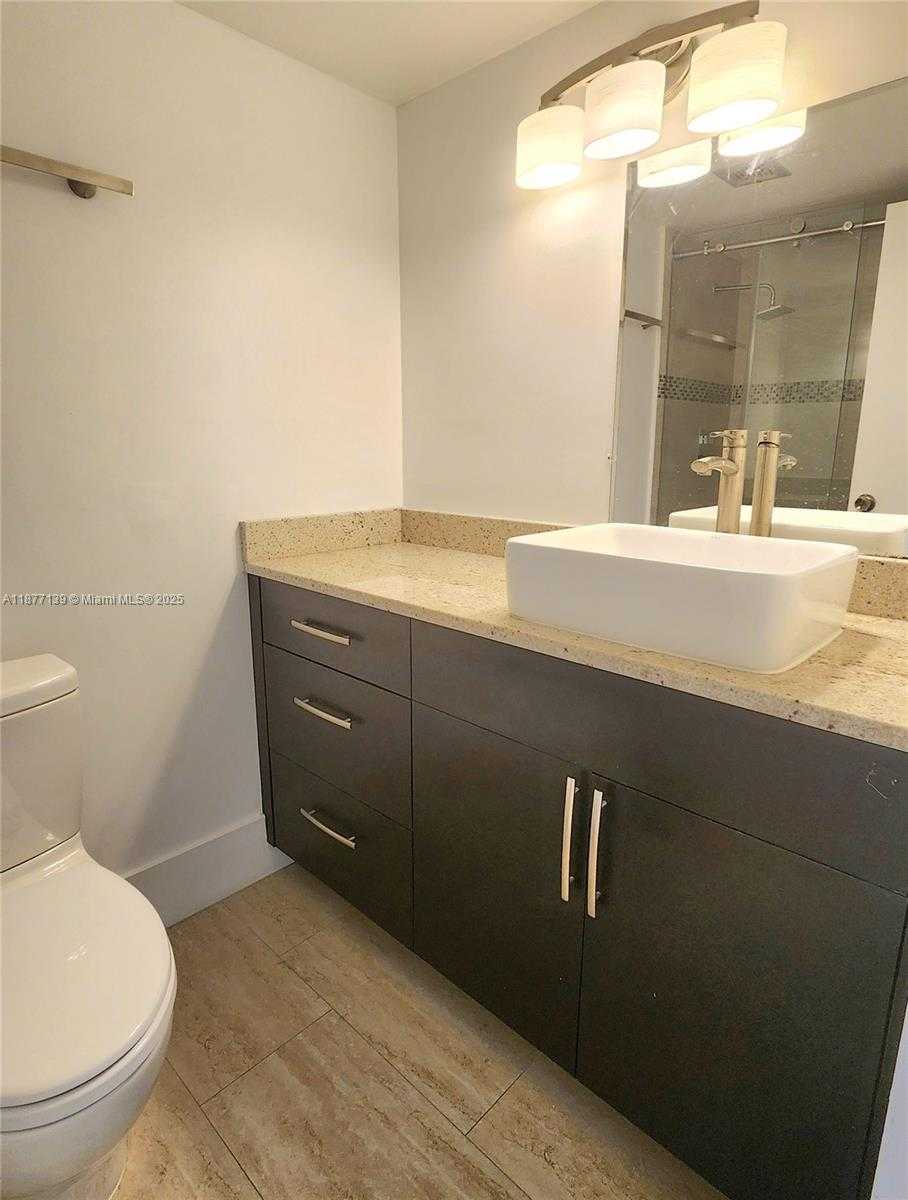 Small Image of 16565 NORTH EAST 26TH AVE #3F, North Miami Beach Number 94