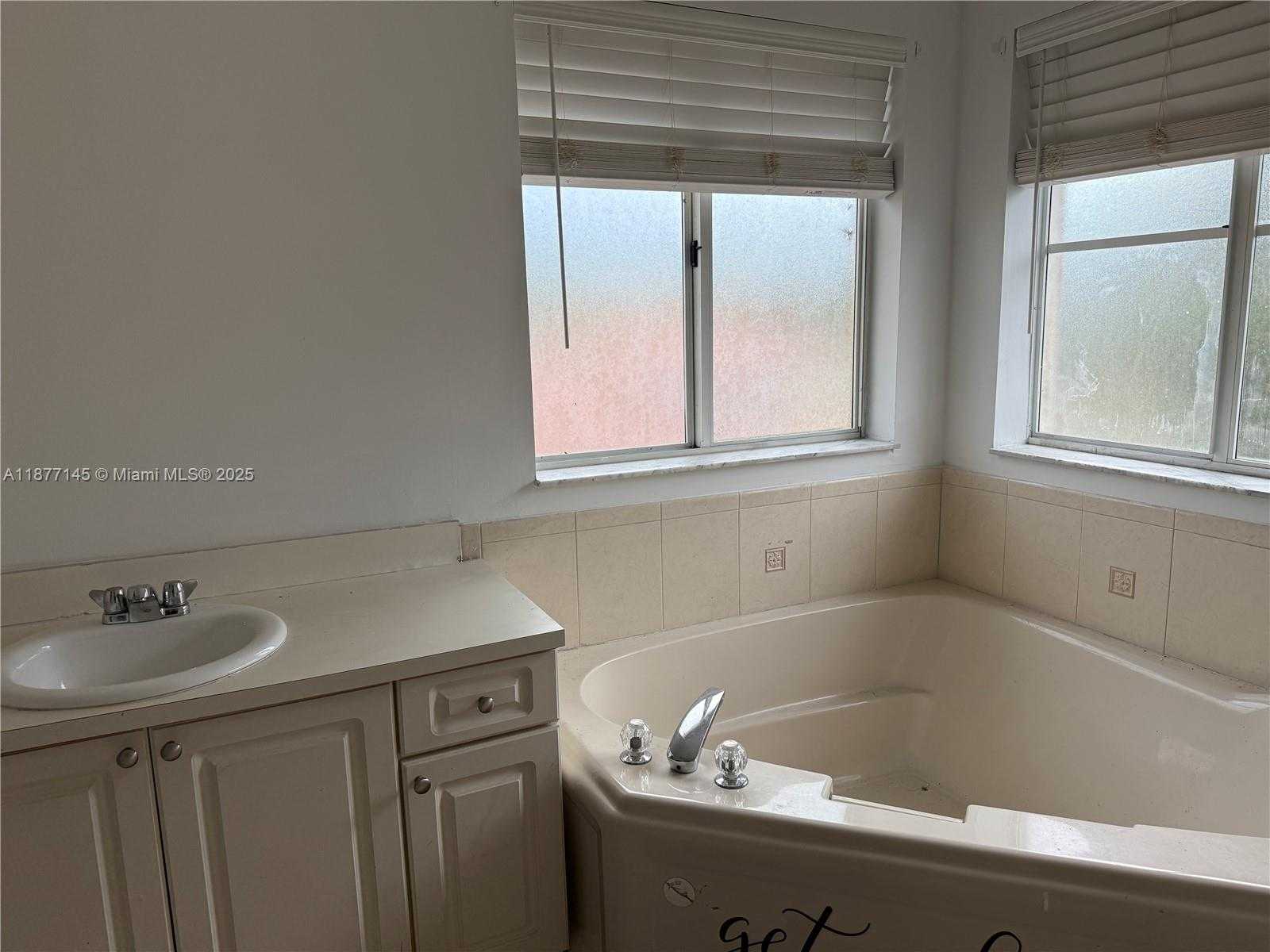 Small Image of 27944 SOUTH WEST 136TH PL #27944, Homestead Number 10