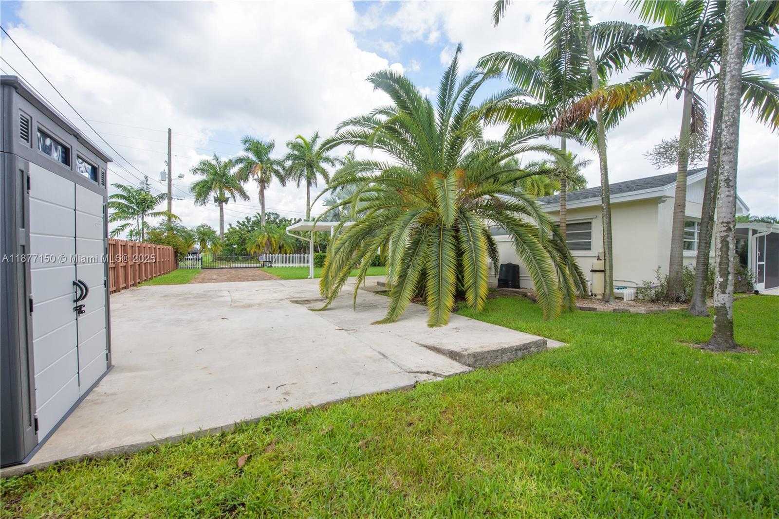 Small Image of 18370 SOUTH WEST 292ND ST #18370, Homestead Number 26