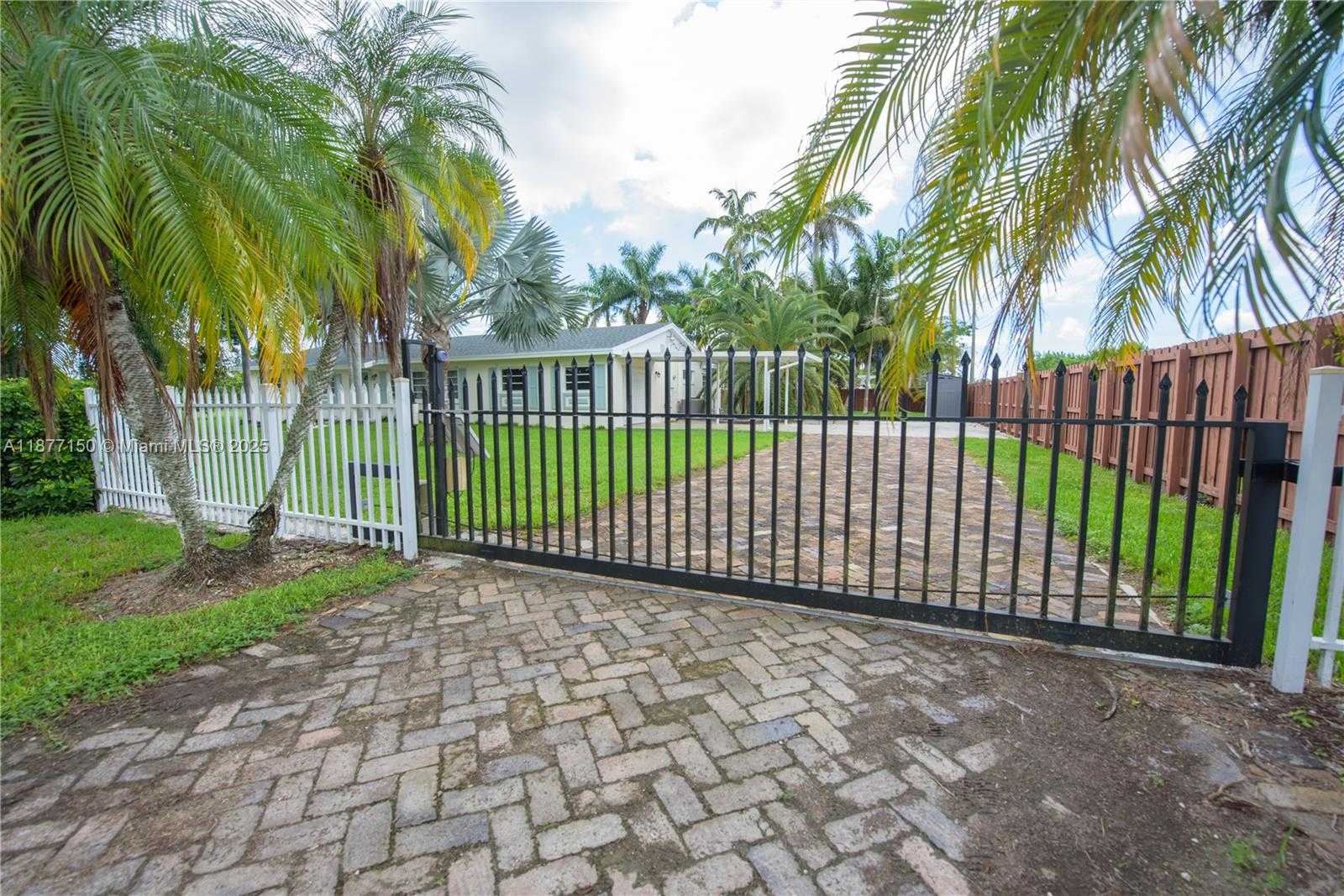 Small Image of 18370 SOUTH WEST 292ND ST #18370, Homestead Number 28