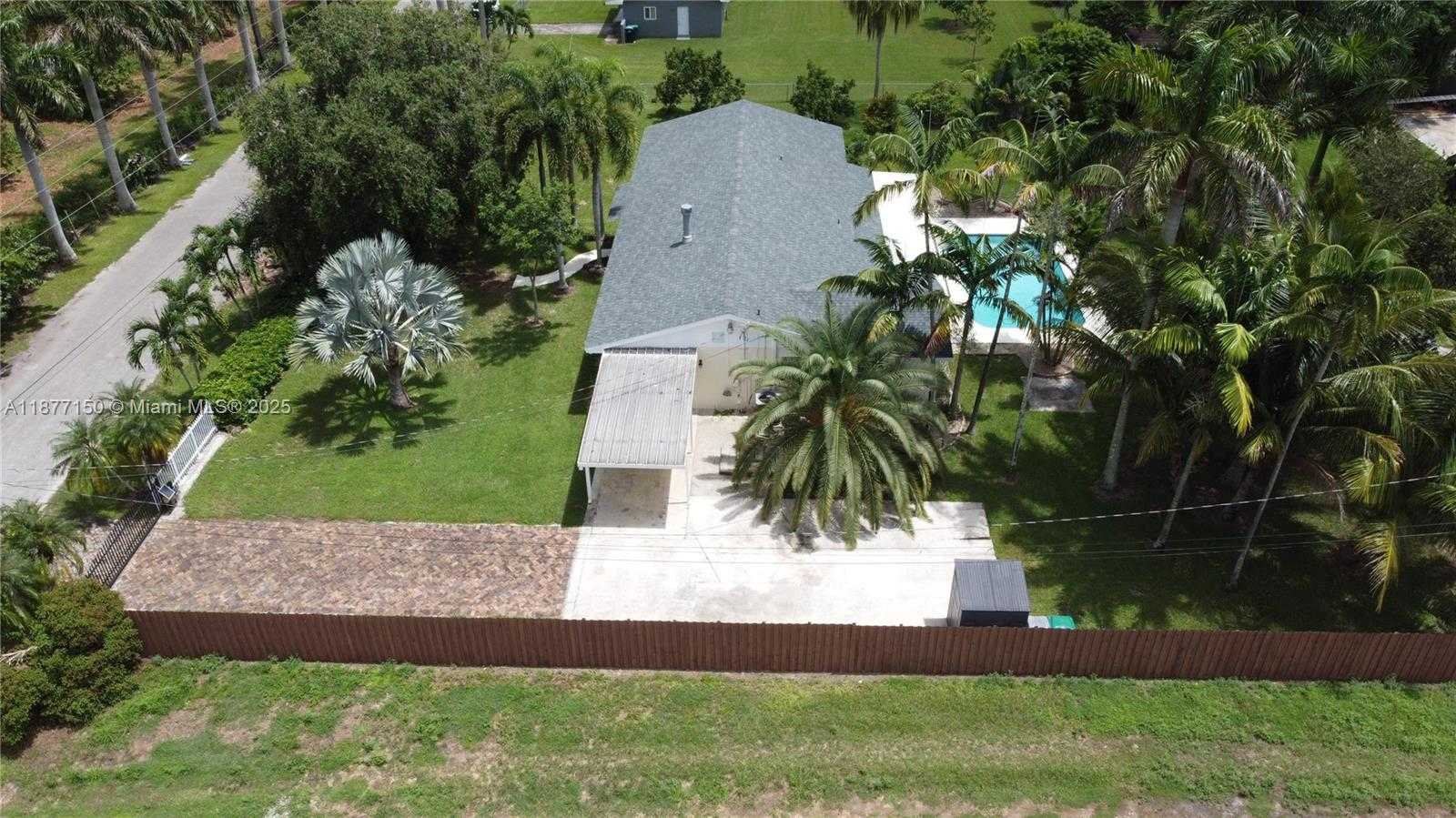 Small Image of 18370 SOUTH WEST 292ND ST #18370, Homestead Number 30
