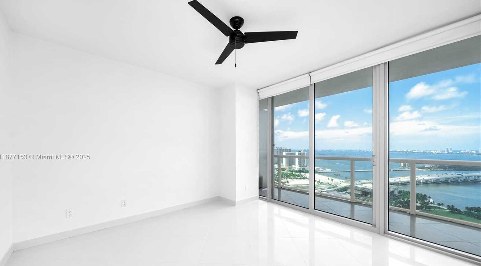 Small Image of 888 BISCAYNE BLVD #3710, Miami Number 11