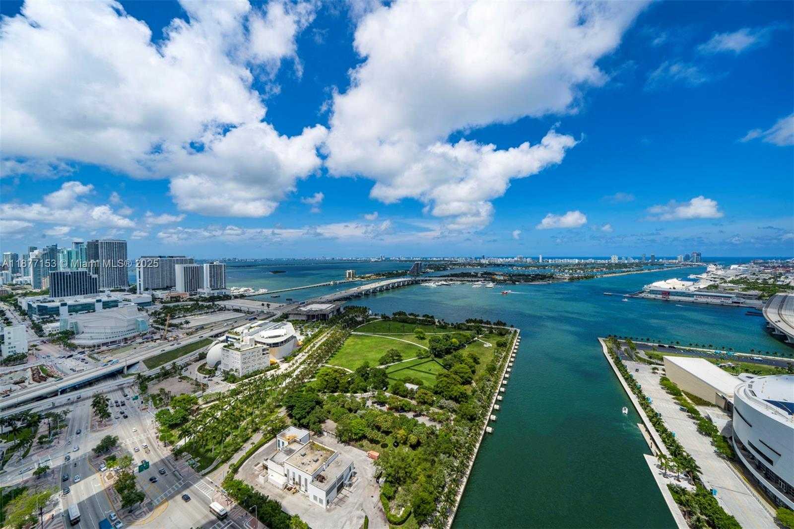 Small Image of 888 BISCAYNE BLVD #3710, Miami Number 22